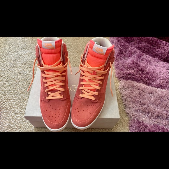 Nike Dunk Sky hi Wedge Sneakers - Picture 3 of 10